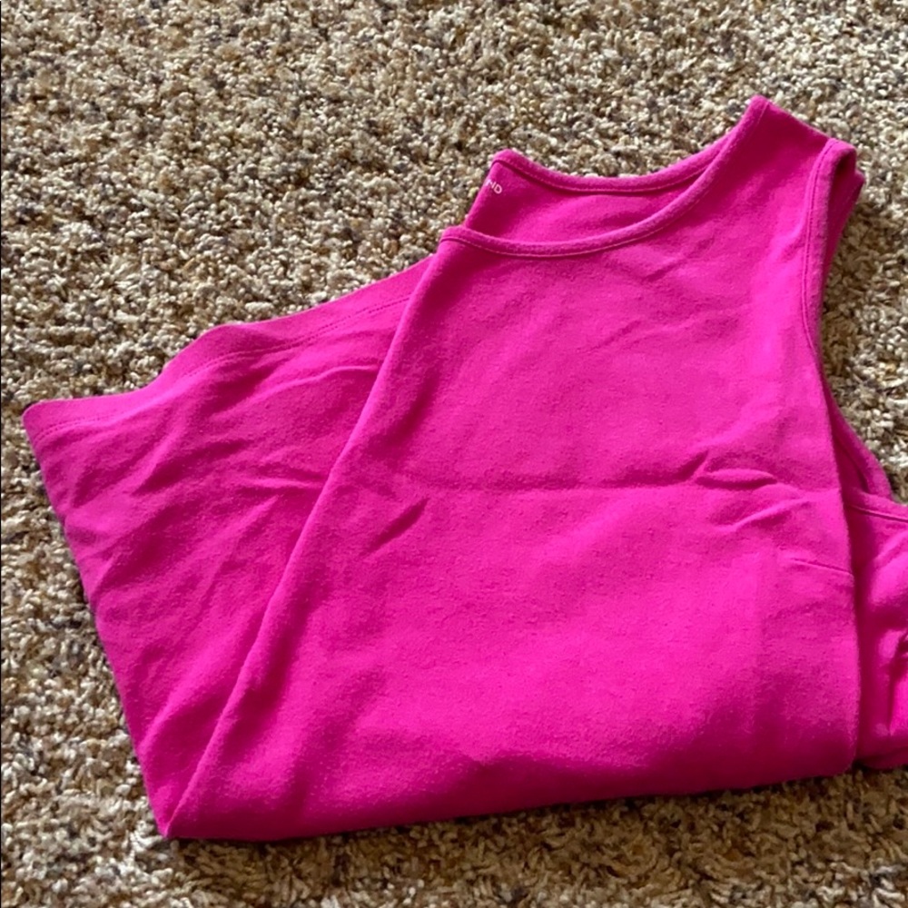 Pink tank top